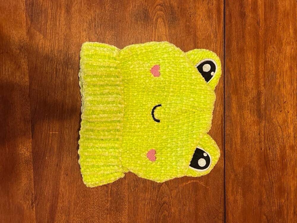 Cute Frog Beanie One Size Green Fuzzy Knit Hat